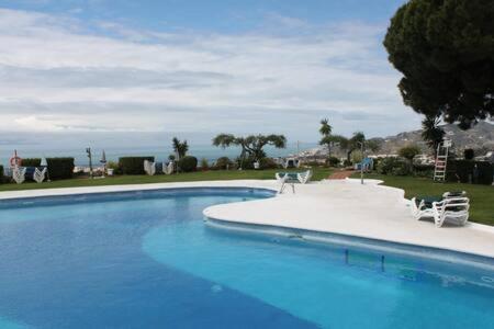 נרחה Hermosa Casa Con Terraza E Increibles Vistas Al Mar Y La Montana מראה חיצוני תמונה
